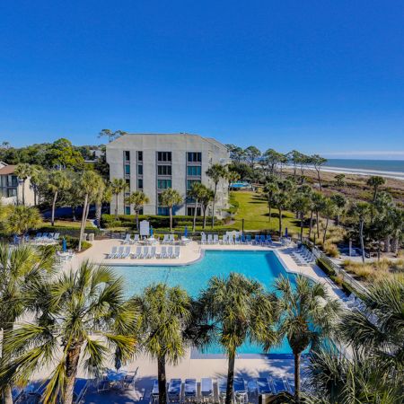 Resort Shorewood Vacation Rentals