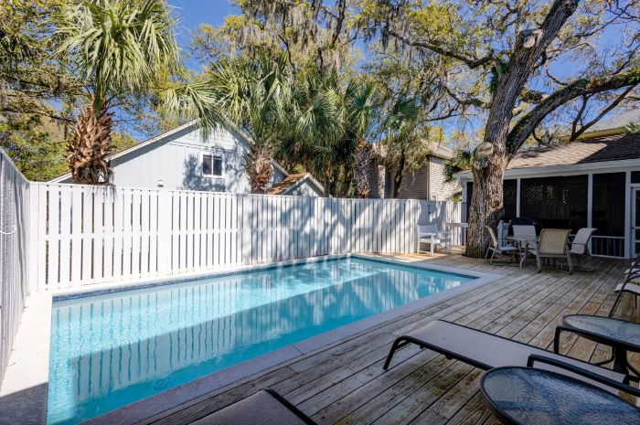 SPECIAL POOL HEAT PRICING FOR THE FALL AND WINTER AT 1 KINGFISHER